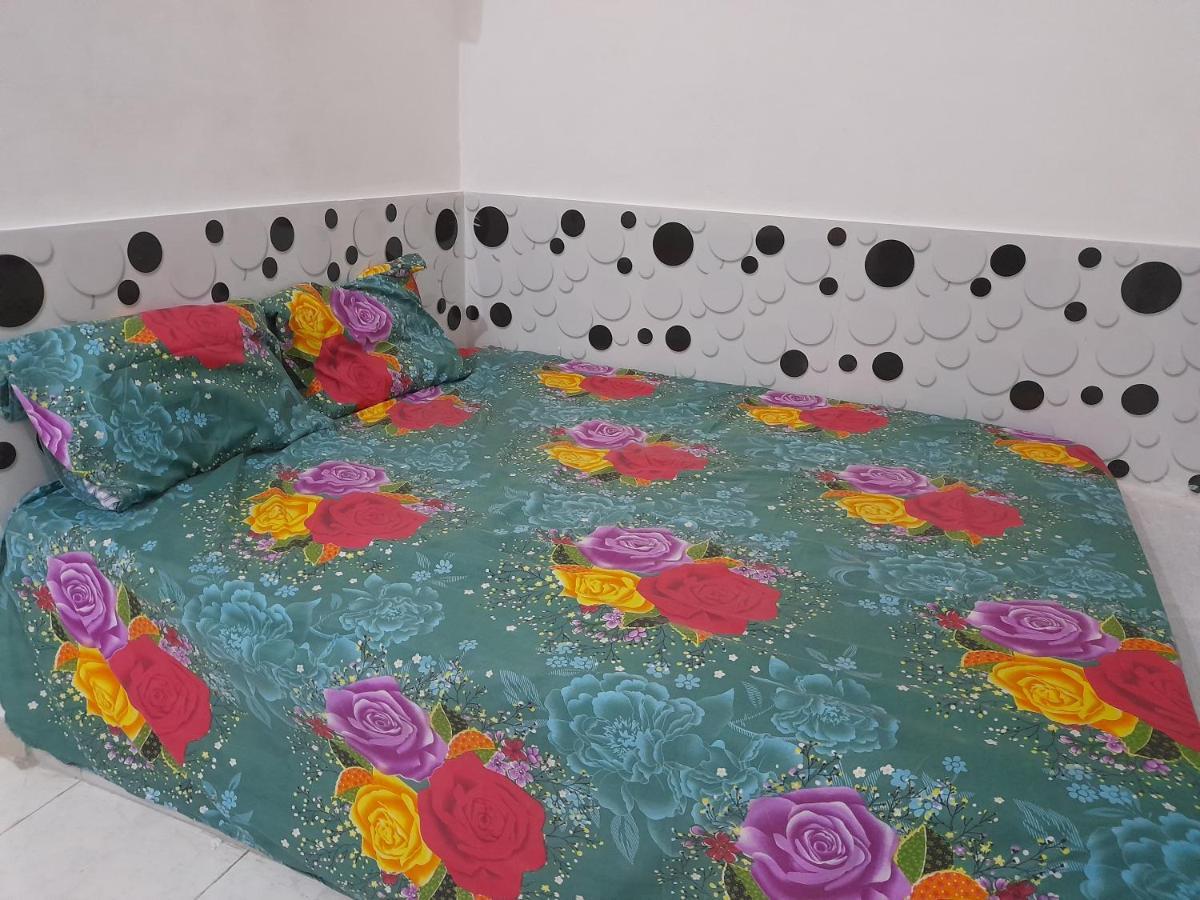 Rr House Hotell Colombo Eksteriør bilde